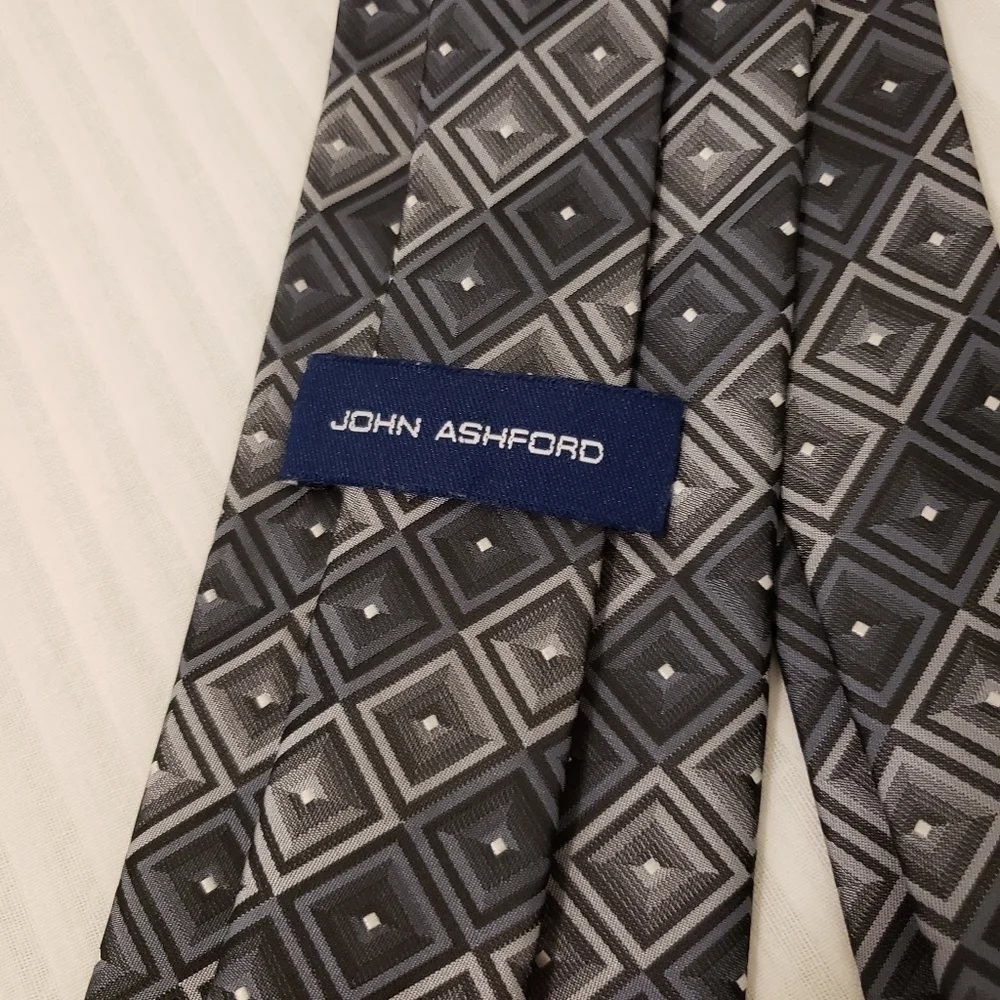 John Ashford Grey Men's Necktie Grey & White Geometric Print, Business Casual